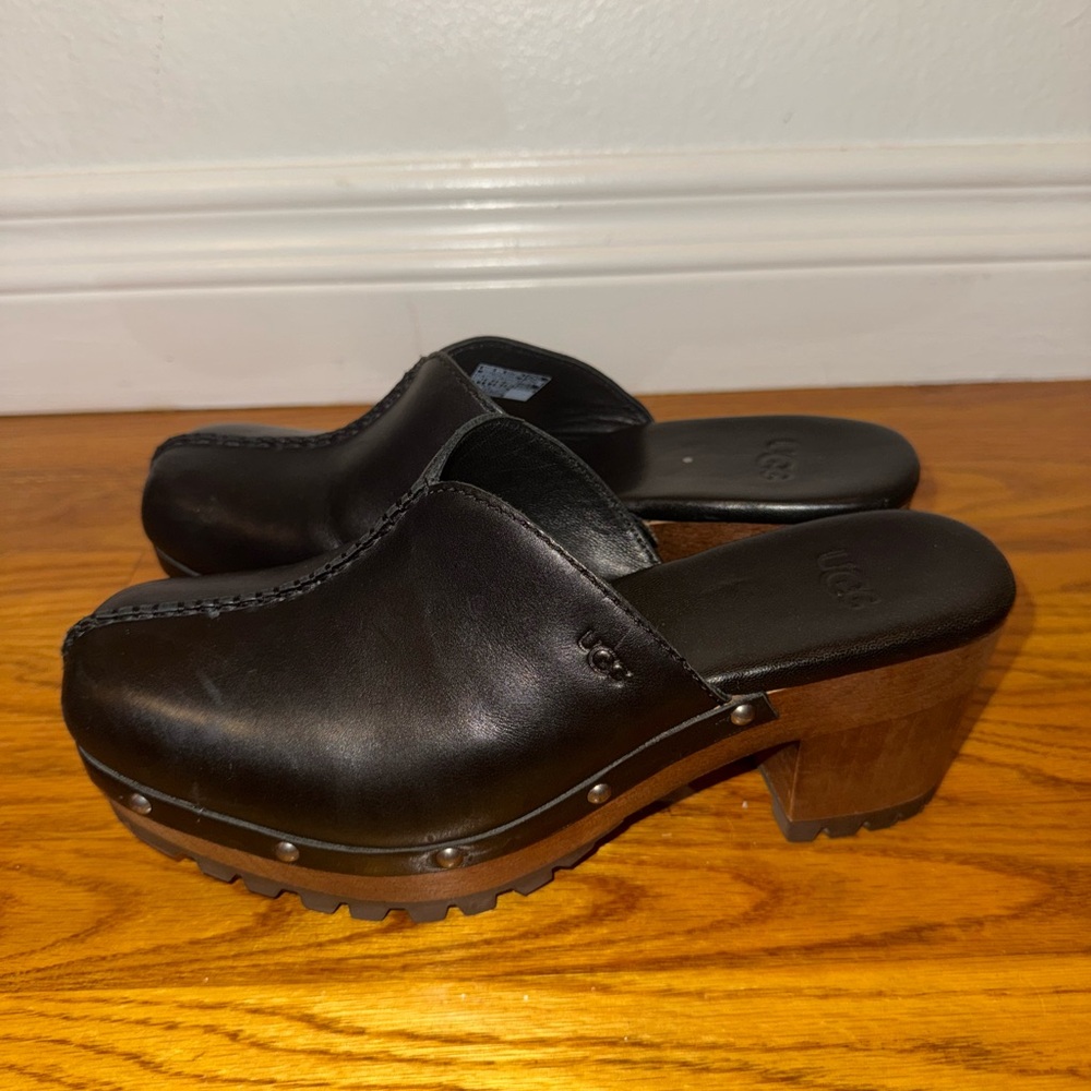 Ugg Black Leather Clogs